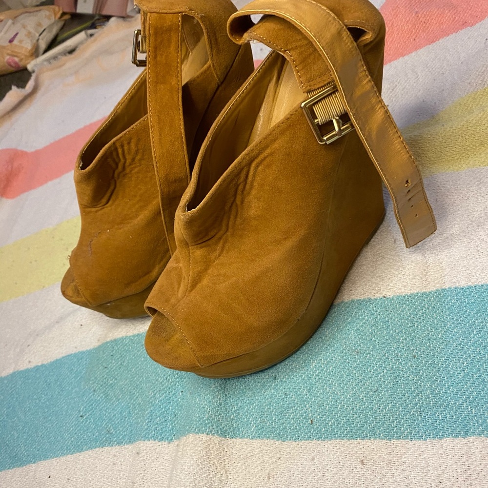 Wedges size 7